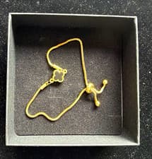 Gold Tone Adjustable Bolo Slider Box Chain Bracelet with Black Clover Charm