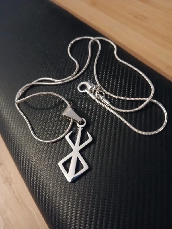 Berserk necklace — image 2